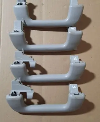 Toyota Avensis T250 A set of handles for the ceiling 00000
