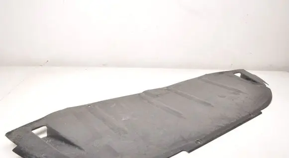 Volvo C30 Front bumper skid plate/under tray 31290962