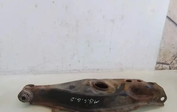 Mercedes-Benz C W203 Rear upper control arm/wishbone