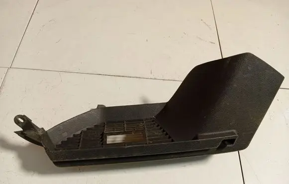 Volkswagen Golf V Other interior part 1K6867762P