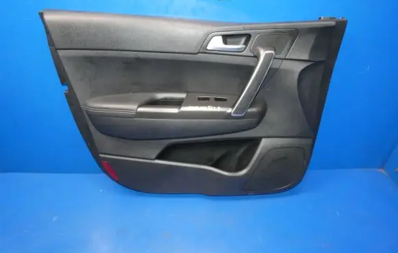 KIA Sportage Front door card panel trim 