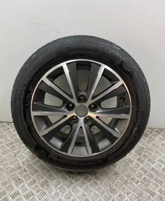 R16 alloy rim