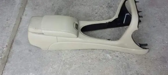 Jaguar XJ X350 Center console C2C19083LJG