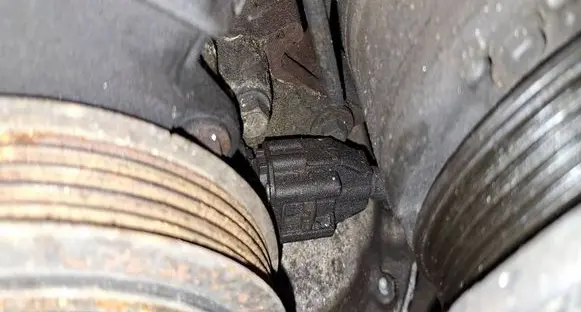 Toyota Corolla Verso AR10 Crankshaft position sensor 