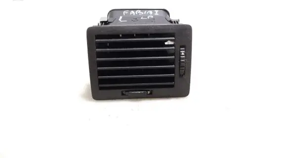 Skoda Fabia Mk1 (6Y) Dashboard side air vent grill/cover trim