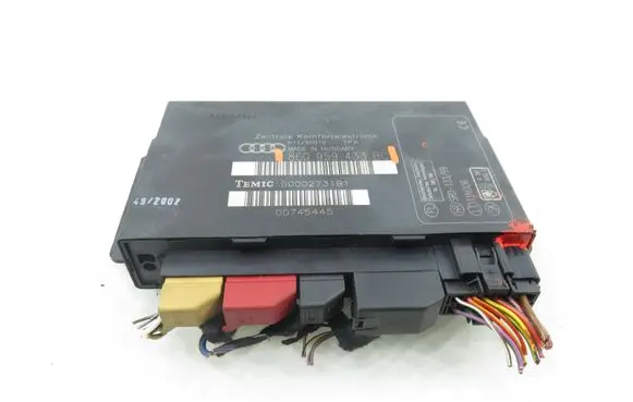 Audi A4 S4 B6 8E 8H Central body control module 8E0959433BC
