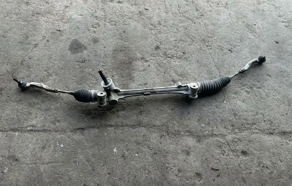Toyota Aygo AB40 Steering rack