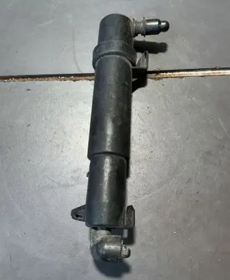 Mercedes-Benz E W211 Headlight washer spray nozzle 2118600547 8WT00839601