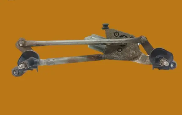Toyota Yaris Front wiper linkage and motor 851100D080