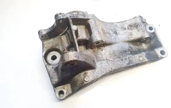 Volkswagen Polo Engine mounting bracket 030145160h