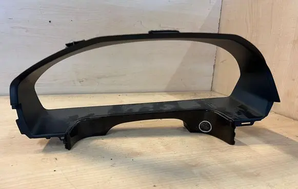 Dashboard trim