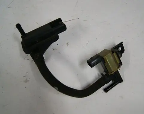 Suzuki Ignis Airbag deployment crash/impact sensor