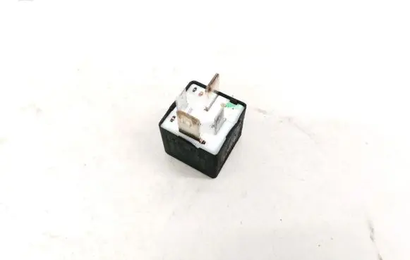 Audi A3 S3 8L Other relay 443951253J 899511000