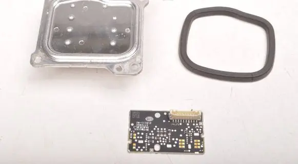 Volvo V60 LED ballast control module 220157-01