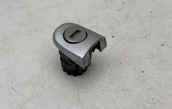 Audi A2 Front door handle cover 