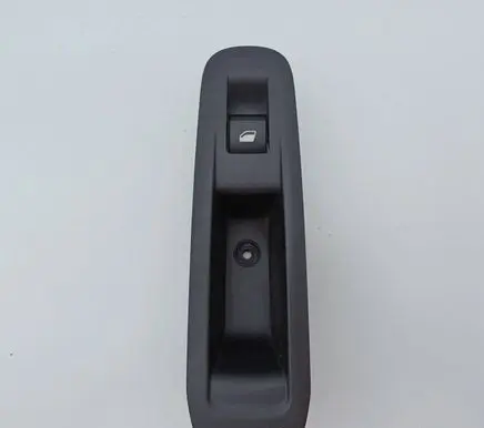Peugeot 308 Electric window control switch 96762292ZD