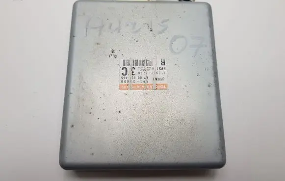 Toyota Corolla Verso AR10 Engine control unit/module 8965002400 99136800 6700001465