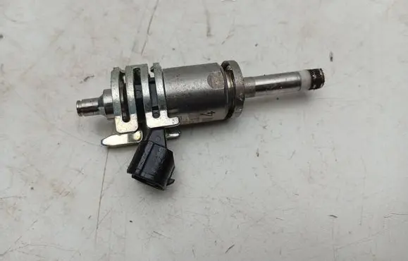 Lexus RX 450H Fuel injector 2325031120