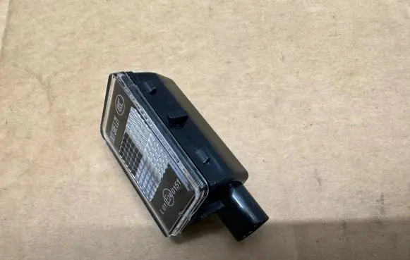 Ford Ranger IV Number plate light