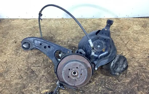 Lexus RX 450H Rear wheel hub spindle/knuckle 