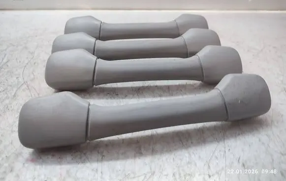 Lexus RX 450H A set of handles for the ceiling 5746133030