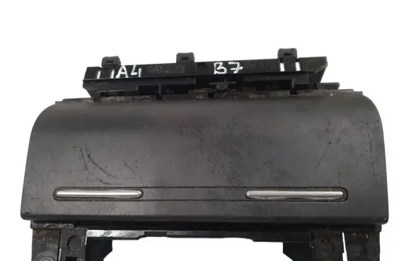 Audi A4 S4 B7 8E 8H Car ashtray 8E0857951H