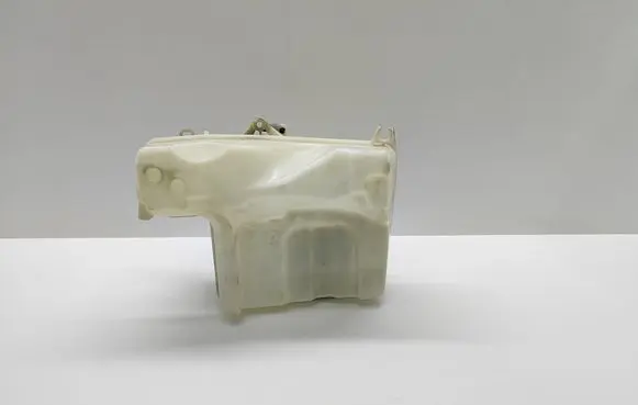 BMW 5 E60 E61 Windshield washer fluid reservoir/tank 7179449 717944901 7179450