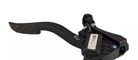 Jaguar XE Accelerator throttle pedal GX739F836BA