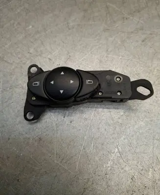 Mercedes-Benz E W211 Wing mirror switch 2118202110 03211000