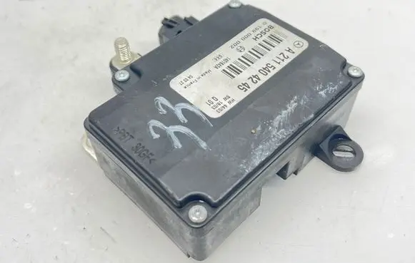 Mercedes-Benz E W211 Battery control module A2115404245