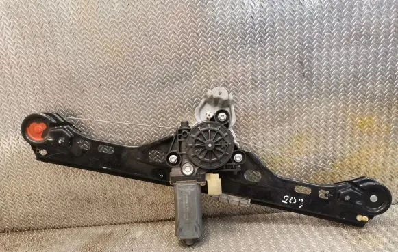 Mercedes-Benz C W203 Rear door window regulator with motor 2038202942