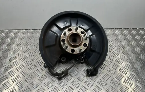 Hyundai Tucson TL Rear wheel hub 52700D7100