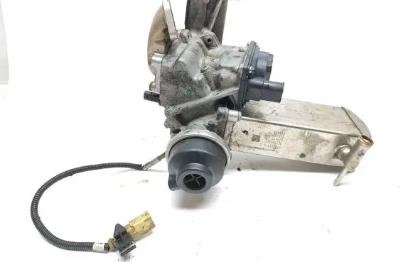 Audi A6 C7 EGR valve cooler 059131511BM 103160062 FTH120416