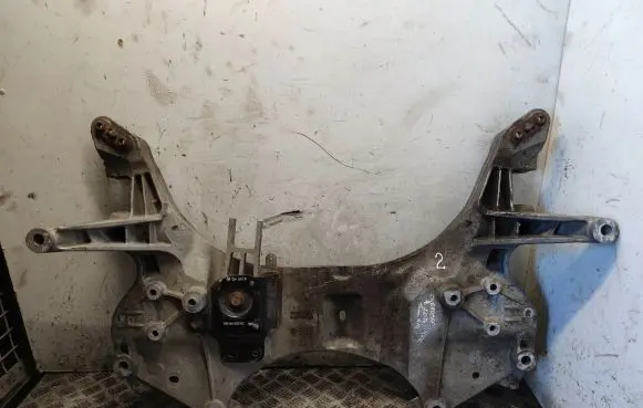 Jeep Cherokee Front subframe 04877643AD
