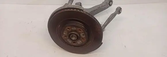 Rear wheel hub spindle/knuckle