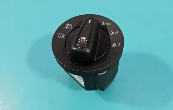 Skoda Fabia Mk4 (6VA) Light switch 565941431C IMPRK1604547