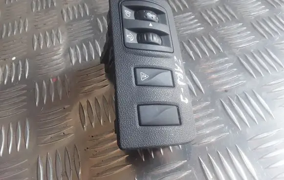 Renault Megane III Headlight level height control switch 648450001R