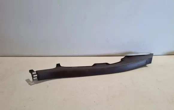Lexus ES VII XZ10 Rear sill trim cover 6255233180
