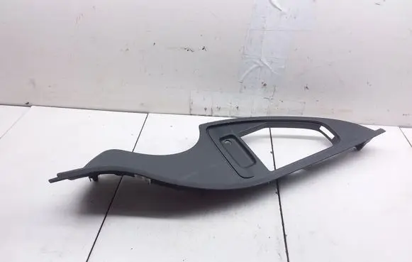 KIA Carens II Dashboard side end trim 847651D100