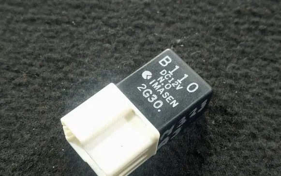 Mazda 323 F Other relay