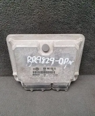 Volkswagen Bora Engine control unit/module 038906018BL 0281001845