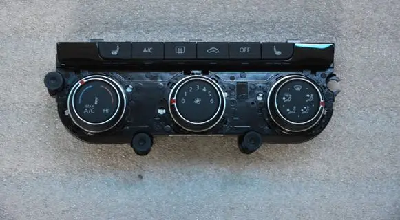 Volkswagen PASSAT B8 Climate control unit 5G0907426AG