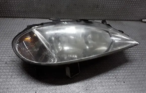 Renault Megane I Headlight/headlamp