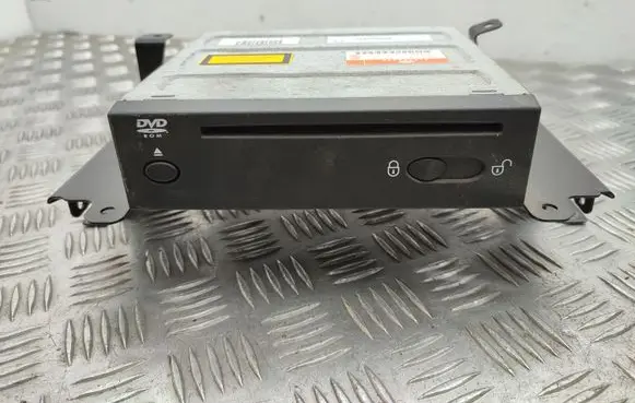 Land Rover Discovery 3 - LR3 CD changer wiring 4621008318