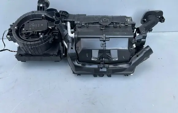 Chevrolet Camaro Interior heater climate box assembly 84451330 1GA1444637 10B15