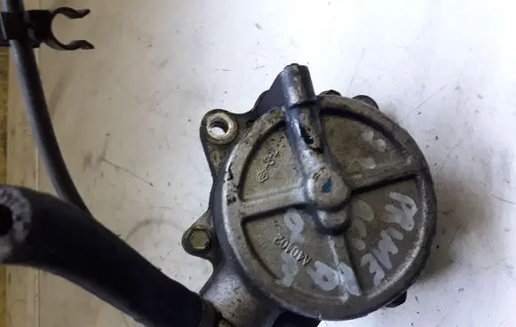 Vacuum pump