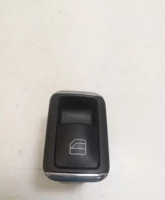 Mercedes-Benz C W204 Electric window control switch A2048707358