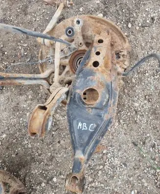 Mercedes-Benz C W203 Rear wheel hub