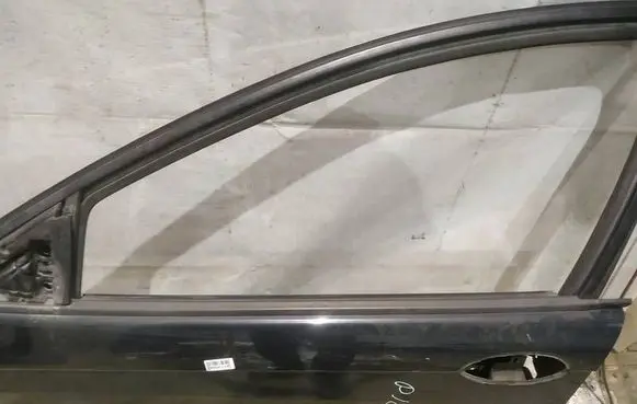Citroen C5 Front door glass trim molding