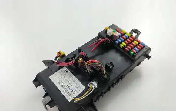 Hyundai Coupe Fuse box set 954102C161